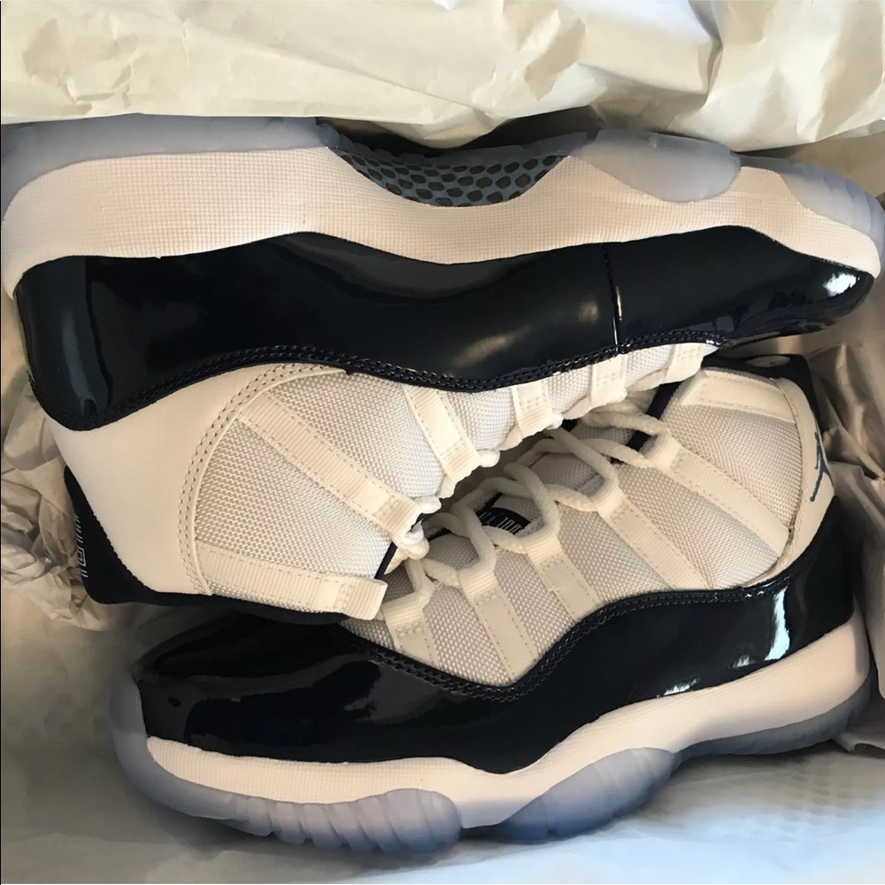 XXX SOLD Jordan 11 ‘win like 82’ Sz 9 - Picture 3 of 8